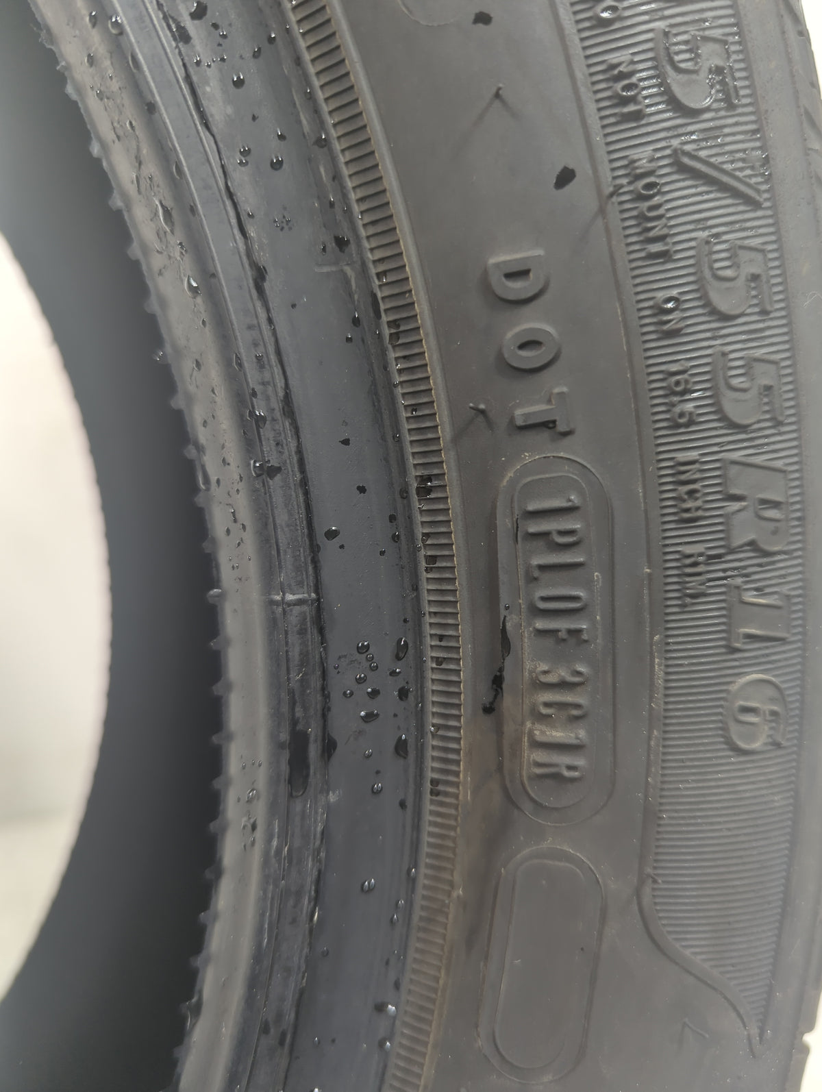 Used Tire 205/55R16 GOODYEAR RELIANT 91H - Tread Depth 8/32 - Oemusedautoparts1.com