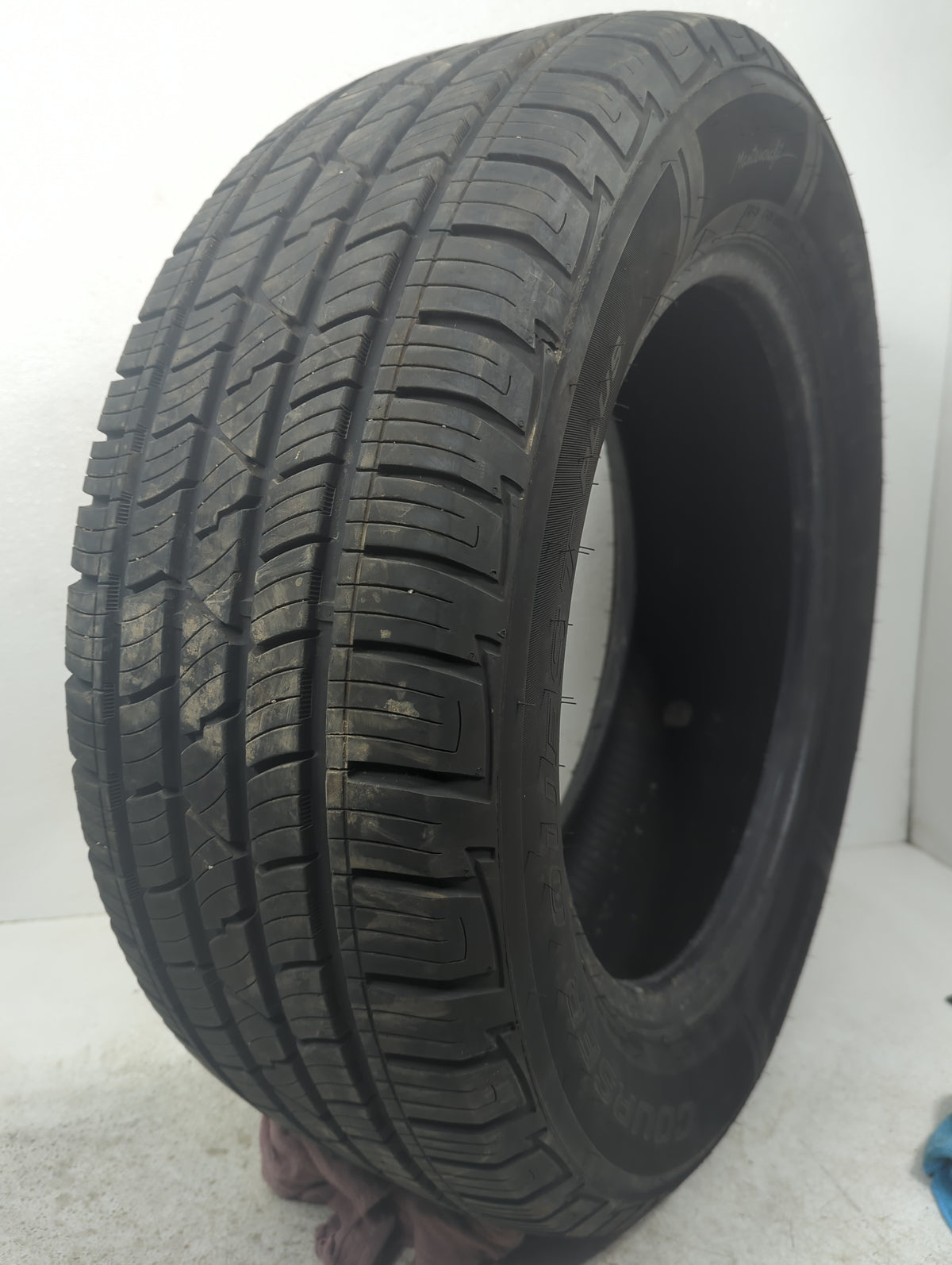 Used Tire 245/60R18 MASTERCRAFT COURSER QUEST PLUS 105H - Tread Depth 10/32 - Oemusedautoparts1.com