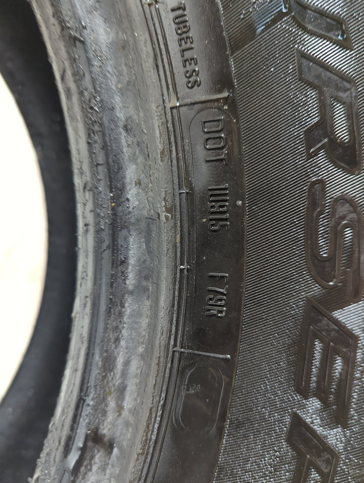 Used Tire 245/65R17 MASTERCRAFT COURSER QUEST 111T - Tread Depth 10/32 - Oemusedautoparts1.com