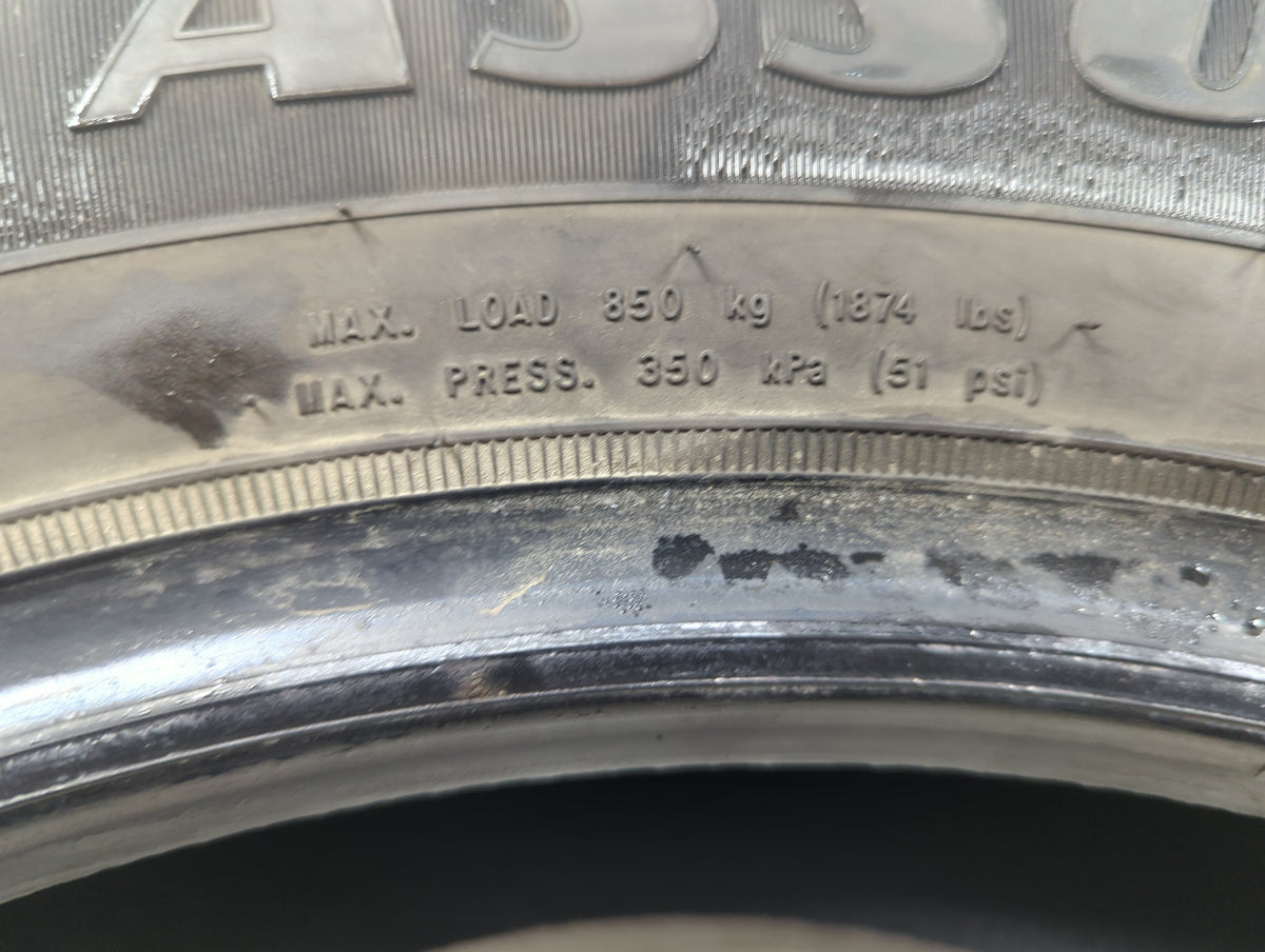 Used Tire 225/65R17 GOODYEAR ASSURANCE COMFORTRED 102H - Tread Depth 1/32 - Oemusedautoparts1.com