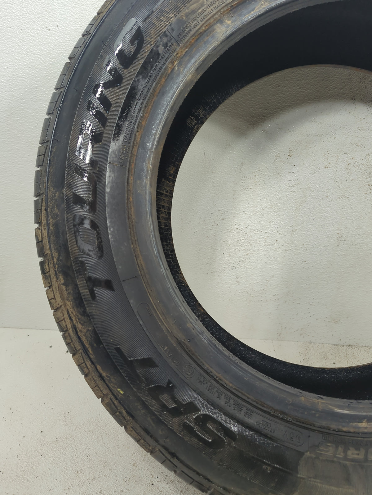 Used Tire 215/60R16 MASTERCRAFT AVENGER TOURING LSR 95V - Tread Depth 8/32 - Oemusedautoparts1.com