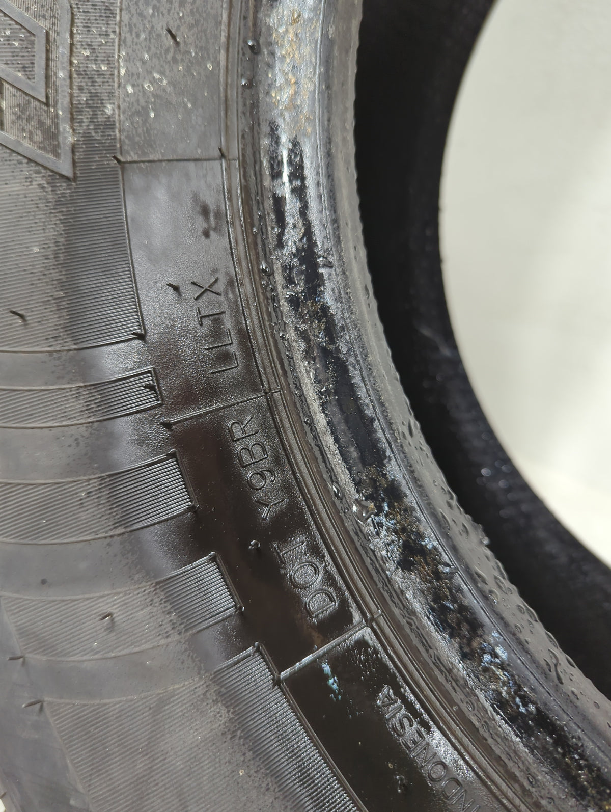 Used Tire 255/70R16 NEXEN ROADIAN DHT2 109T - Tread Depth 8/32 - Oemusedautoparts1.com