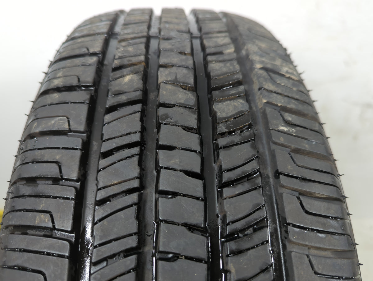 Used Tire 215/60R16 KENDA KENETICA TOURING 95H - Tread Depth 10/32 - Oemusedautoparts1.com