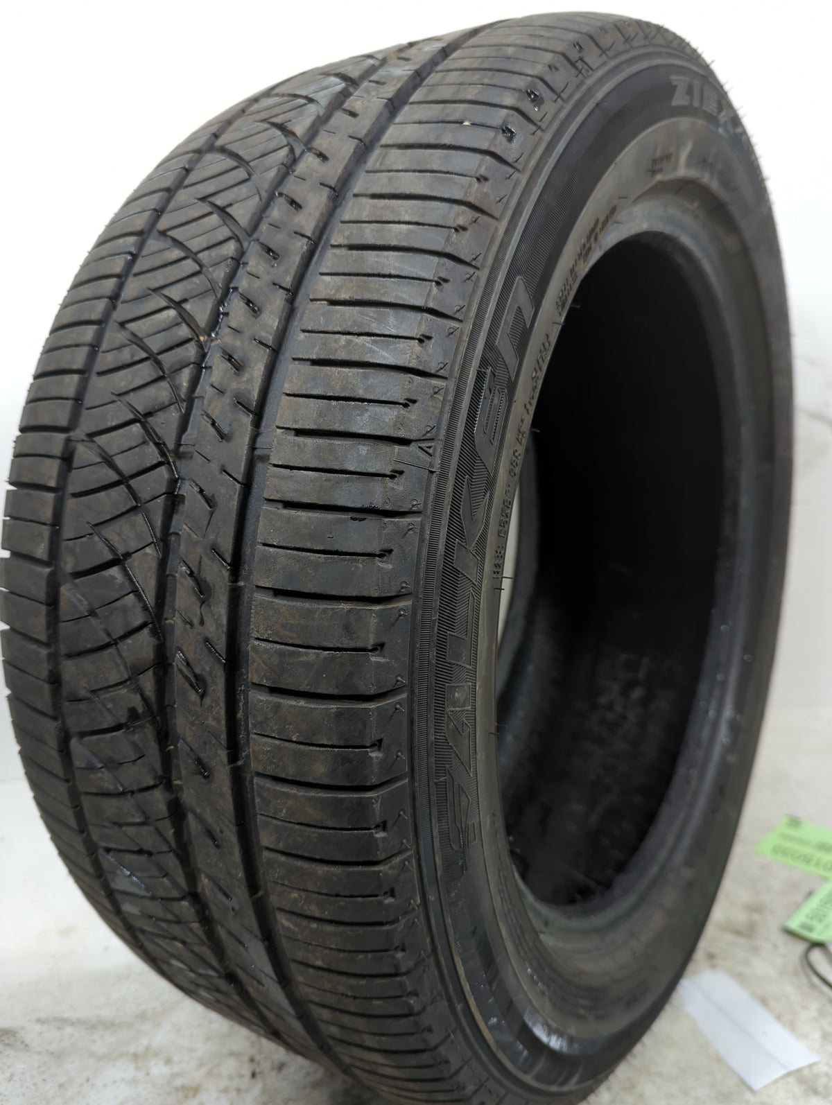 Used Tire 245/50R17 FALKEN ZIEX ZE960 A/S 99W - Tread Depth 7/32 - Oemusedautoparts1.com