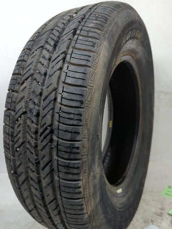 compare product Used Tire 215/70R15 GOODYEAR ASSURANCE 98T - Tread Depth 10/32