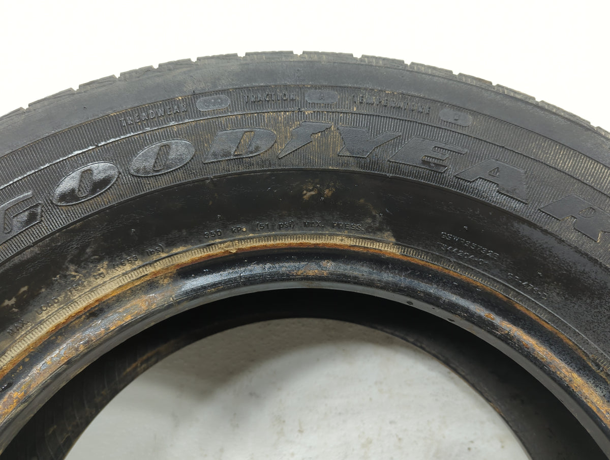 Used Tire 215/70R15 GOODYEAR ASSURANCE 98T - Tread Depth 10/32 - Oemusedautoparts1.com