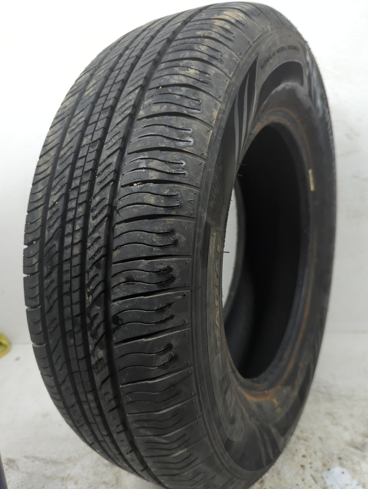 Used Tire 215/70R15 GT RADIAL CHAMPIRO TOURING A/S 98H - Tread Depth 8/32 - Oemusedautoparts1.com