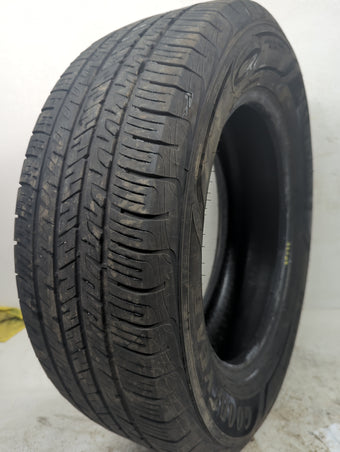 compare product Used Tire 225/65R17 GOODYEAR ASSURANCE COMFORTRED 102H - Tread Depth 6/32