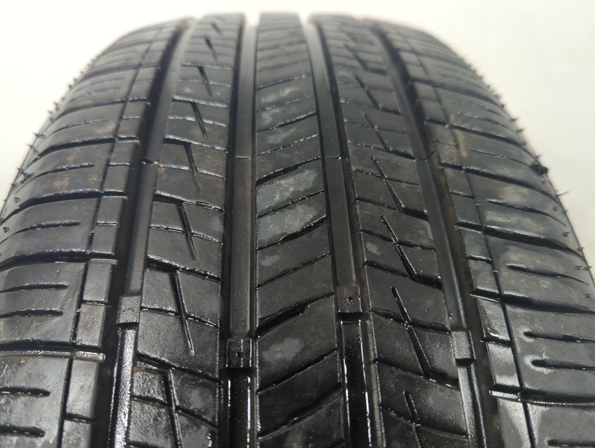 Used Tire 215/55R17 IRONHEAD REFLEX H01 94V - Tread Depth 9/32 - Oemusedautoparts1.com