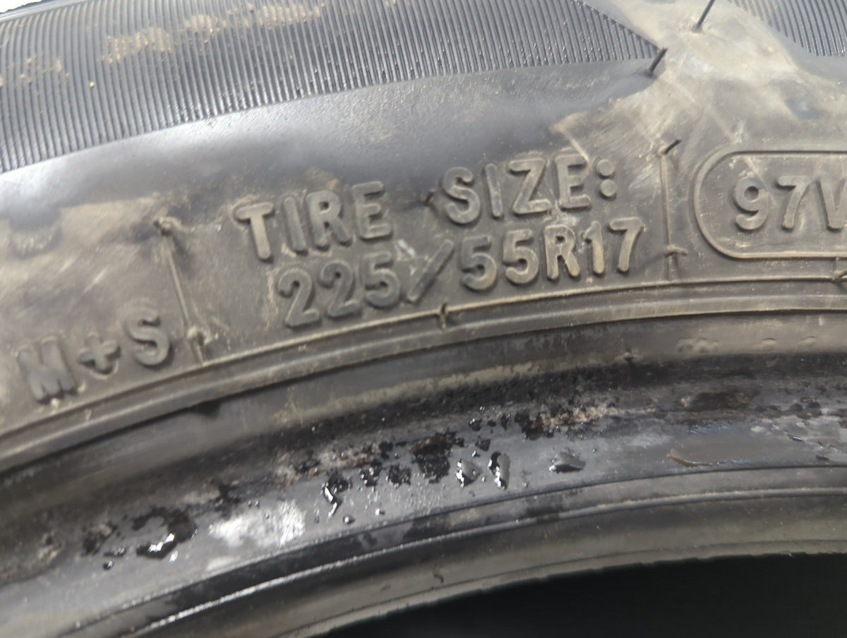 Used Tire 225/55R17 KELLY EDGE TOURING PLUS 97V - Tread Depth 10/32 - Oemusedautoparts1.com
