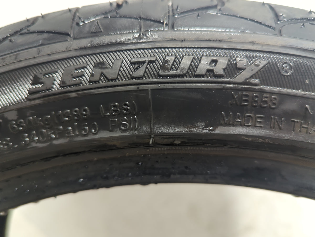 Used Tire 225/40R18 SENTURY UHP 92W - Tread Depth 9/32 - Oemusedautoparts1.com