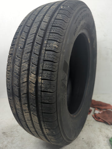 Used Tire 195/65R15 KUMHO SOLUS TA11 91V - Tread Depth 10/32 - Oemusedautoparts1.com