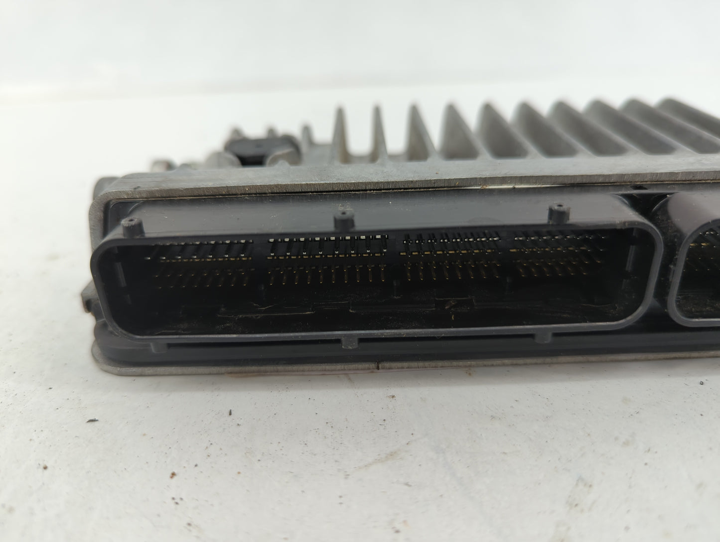 0 PCM Engine Control Computer ECU ECM PCU OEM P/N:FJ5A-12B684-BA GJ5A-12A650-GB Fits Fits 215 2016 OEM Used Auto Parts - Oem