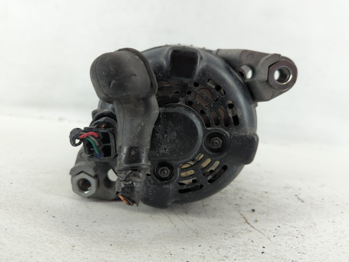 0 Alternator Replacement Generator Charging Assembly Engine OEM Fits Fits 215 2016 2017 2018 2019 2020 2021 OEM Used Auto Pa