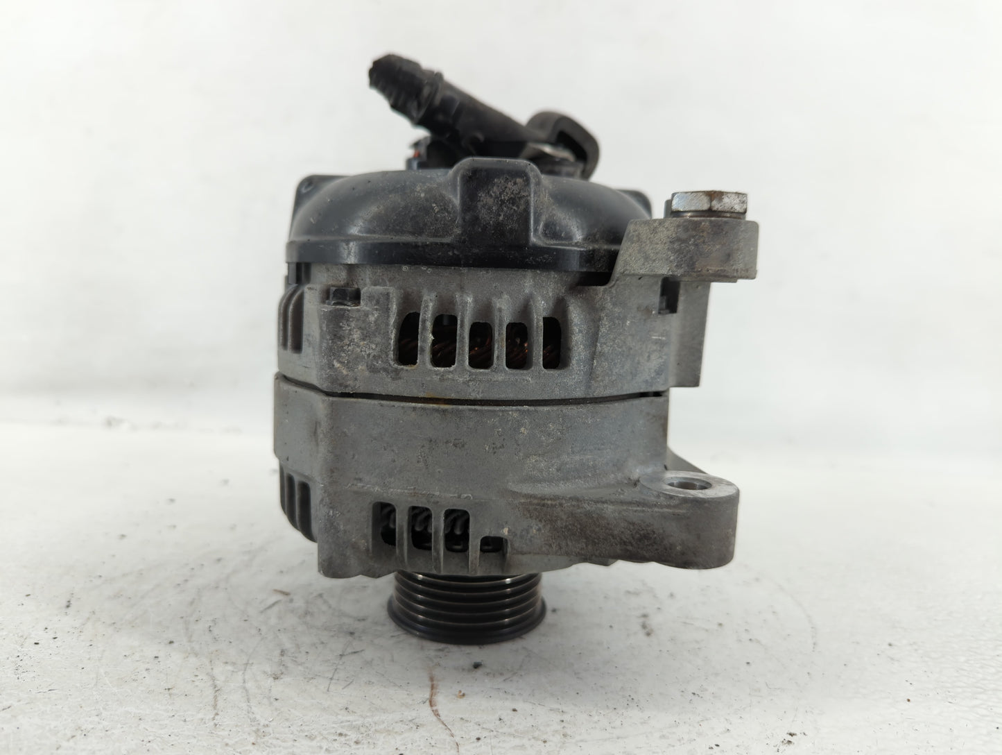 0 Alternator Replacement Generator Charging Assembly Engine OEM Fits Fits 215 2016 2017 2018 2019 2020 2021 OEM Used Auto Pa