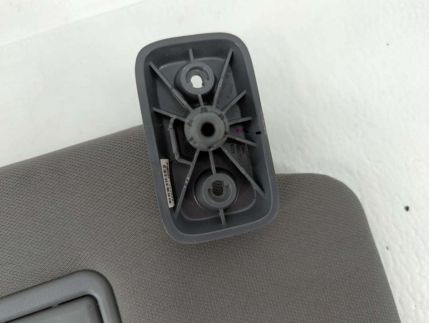 0 Sun Visor Shade Replacement Passenger Right Mirror Fits OEM Used Auto Parts - Oemusedautoparts1.com