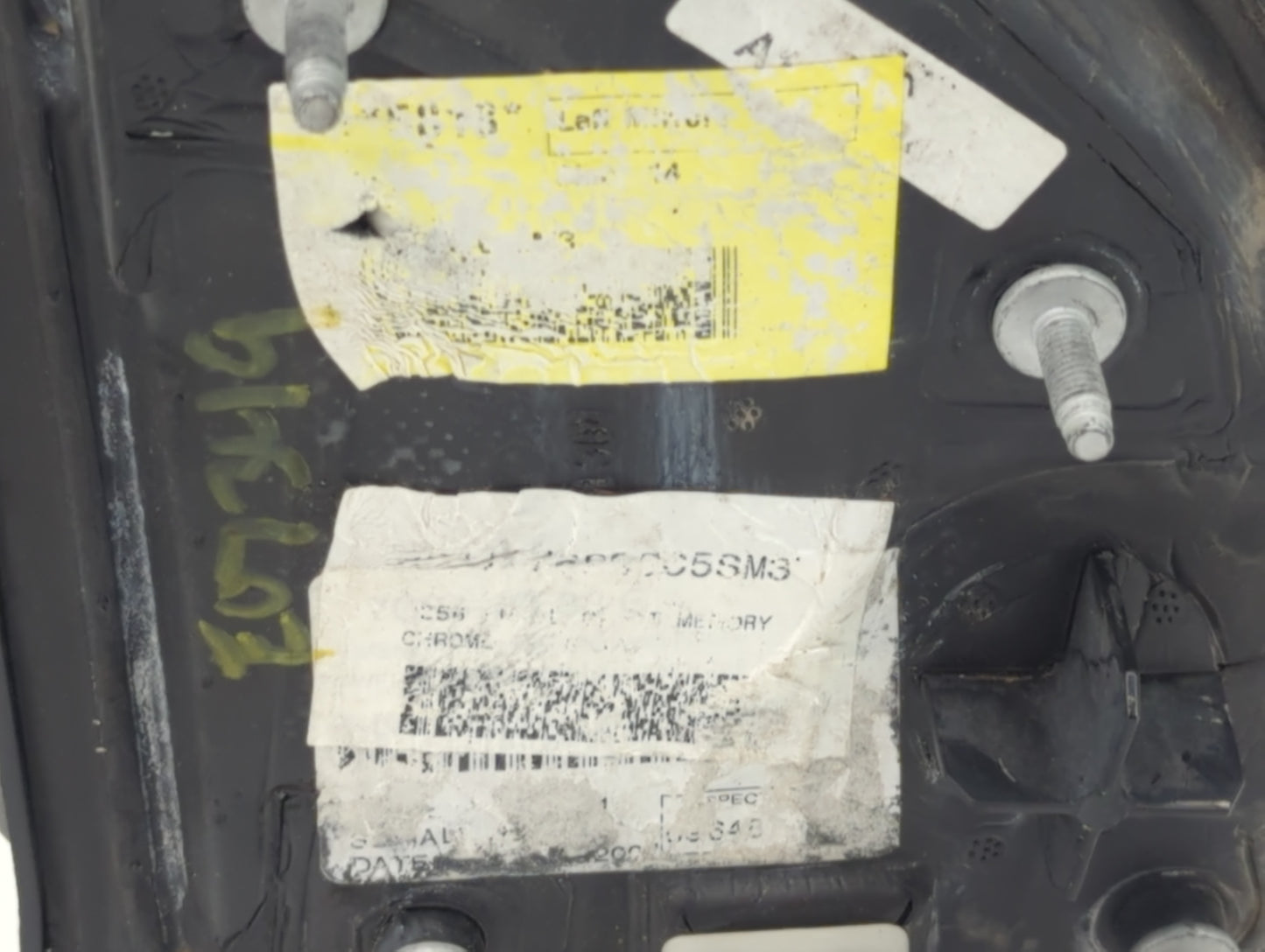 Driver Left Side View Manual Door Mirror Chrome - Oemusedautoparts1.com