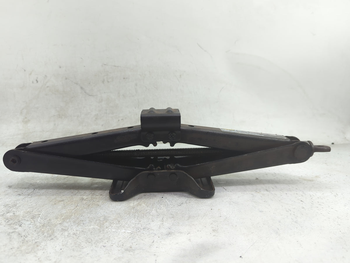 2011 Acura Rdx Spare Scissor Car Jack - Oemusedautoparts1.com