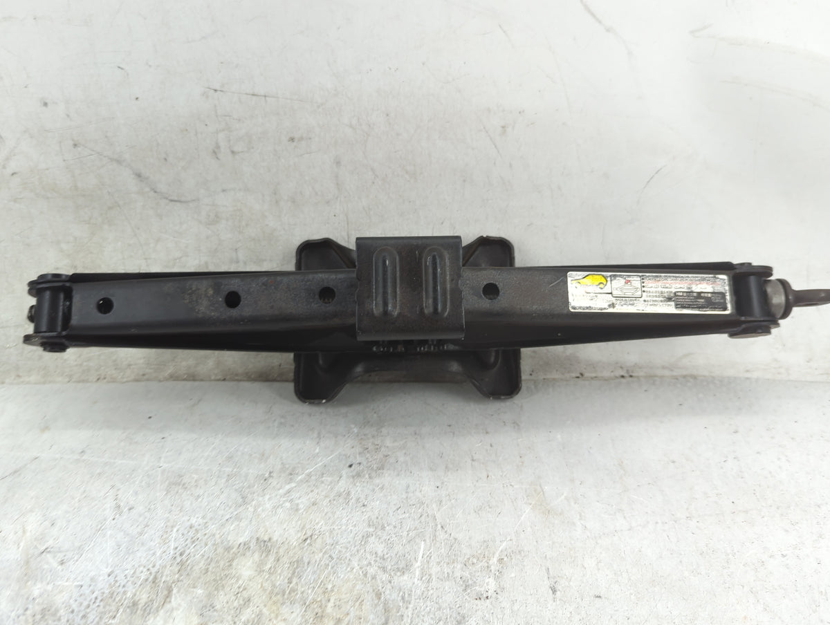 2011 Acura Rdx Spare Scissor Car Jack - Oemusedautoparts1.com