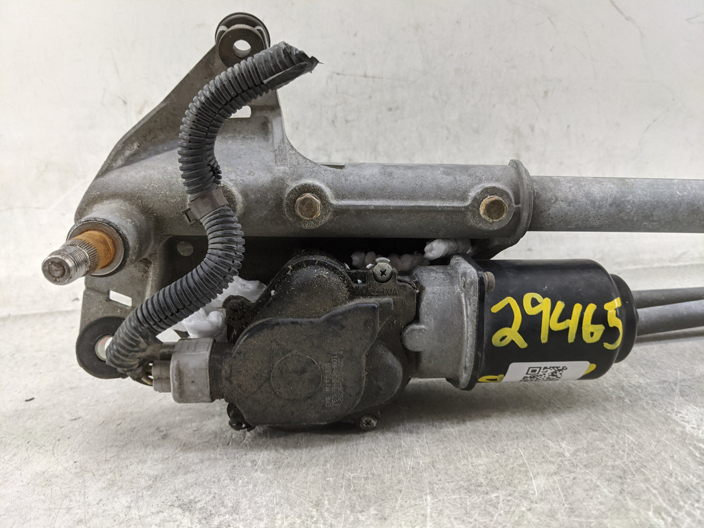 2004-2005 Acura Tl Front Windshield Wiper Motor Fits Fits 2003 2004 2005 2006 OEM Used Auto Parts - Oemusedautoparts1.com