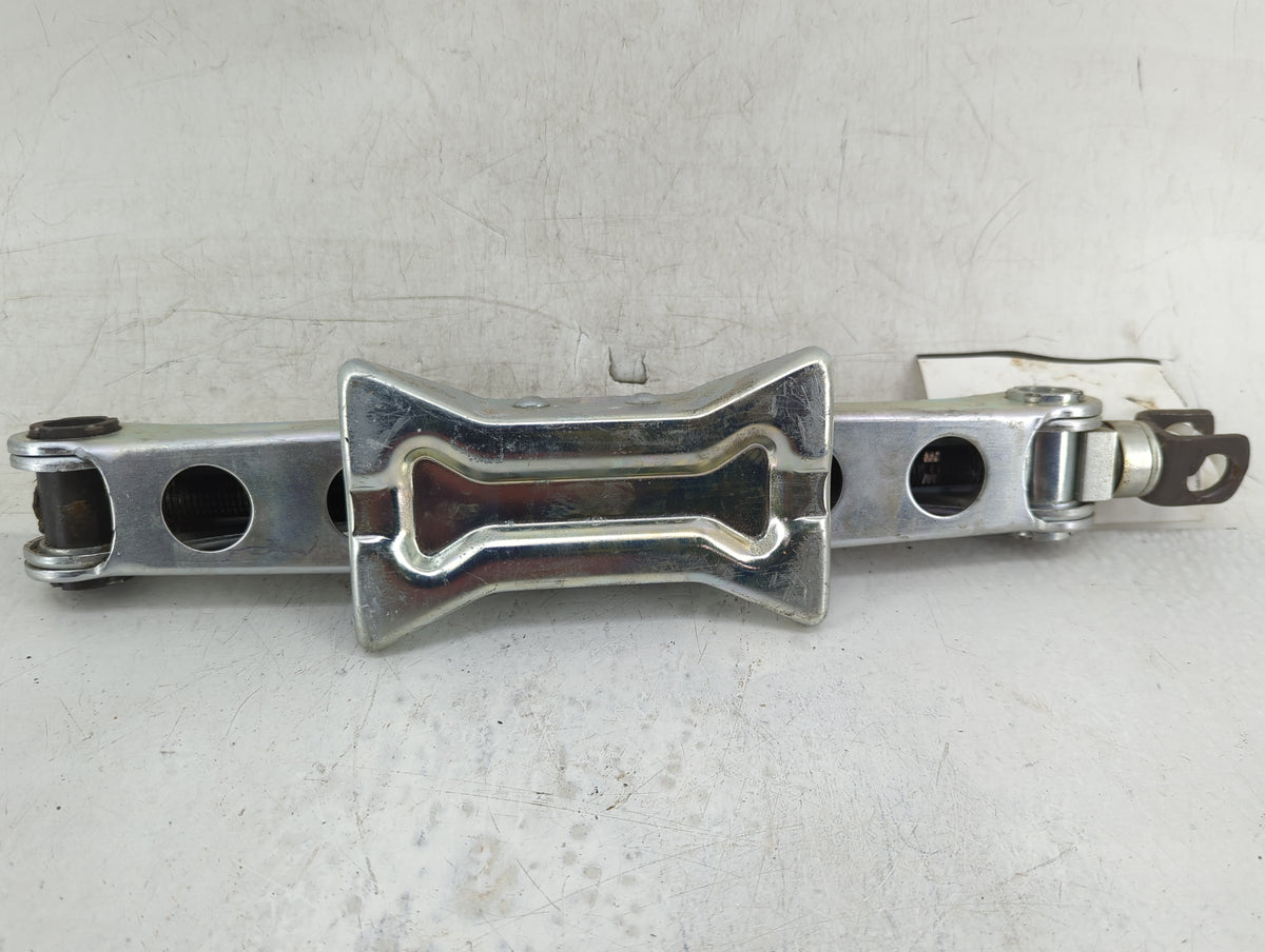 2010 Acura Tl Spare Scissor Car Jack - Oemusedautoparts1.com