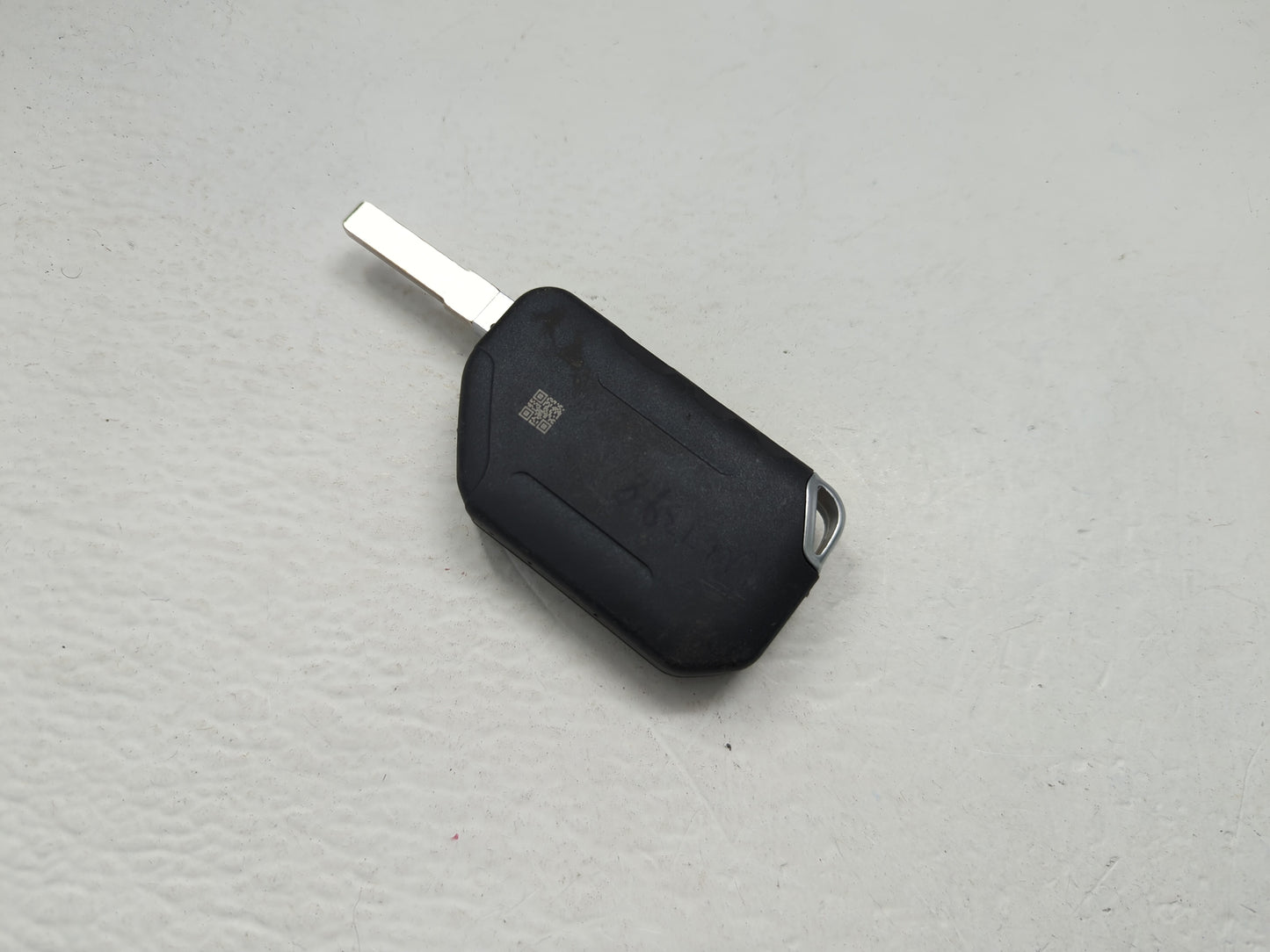 Keyless Entry Remote Fob 2AOKM-CYV16 RT-J782 | RT-CYWRF3 3 buttons - Oemusedautoparts1.com