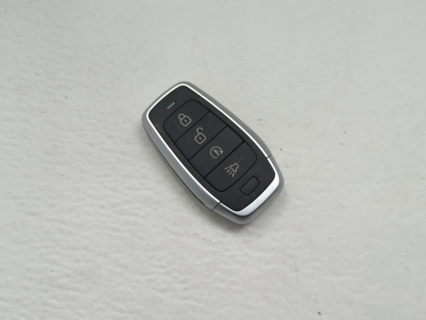 Keyless Entry Remote Fob WQ8-IKEYAT005AL 4 buttons - Oemusedautoparts1.com