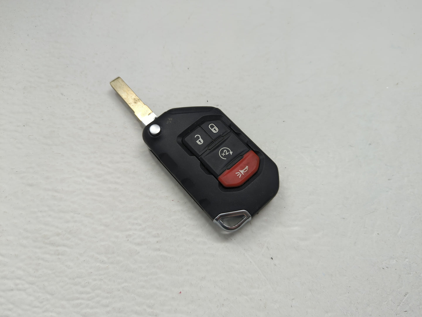 Keyless Entry Remote Fob OHT1130261 68292944 4 buttons - Oemusedautoparts1.com