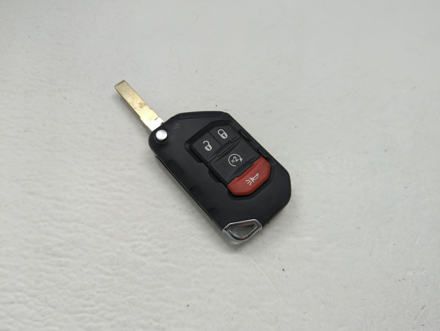 Keyless Entry Remote Fob OHT1130261 68292944 4 buttons - Oemusedautoparts1.com