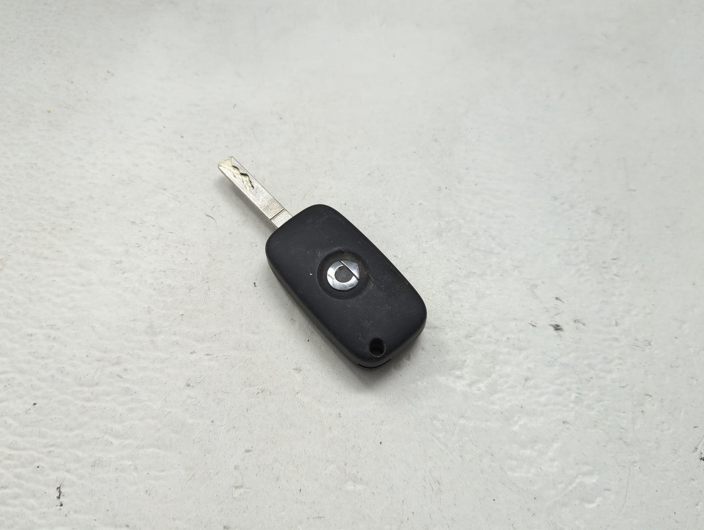 Keyless Entry Remote Fob CWTWB1G767 4 buttons - Oemusedautoparts1.com
