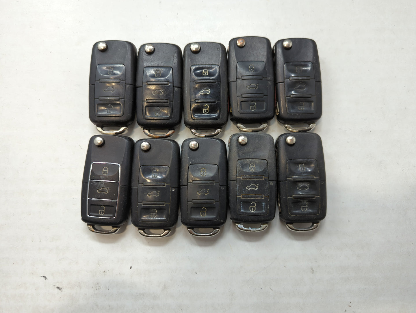 Lot of 10 Aftermarket Keyless Entry Remote Fob MIXED FCC IDS MIXED PART - Oemusedautoparts1.com