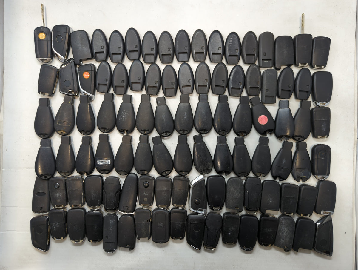 Lot of 100 Aftermarket Keyless Entry Remote Fob MIXED FCC IDS MIXED PART - Oemusedautoparts1.com