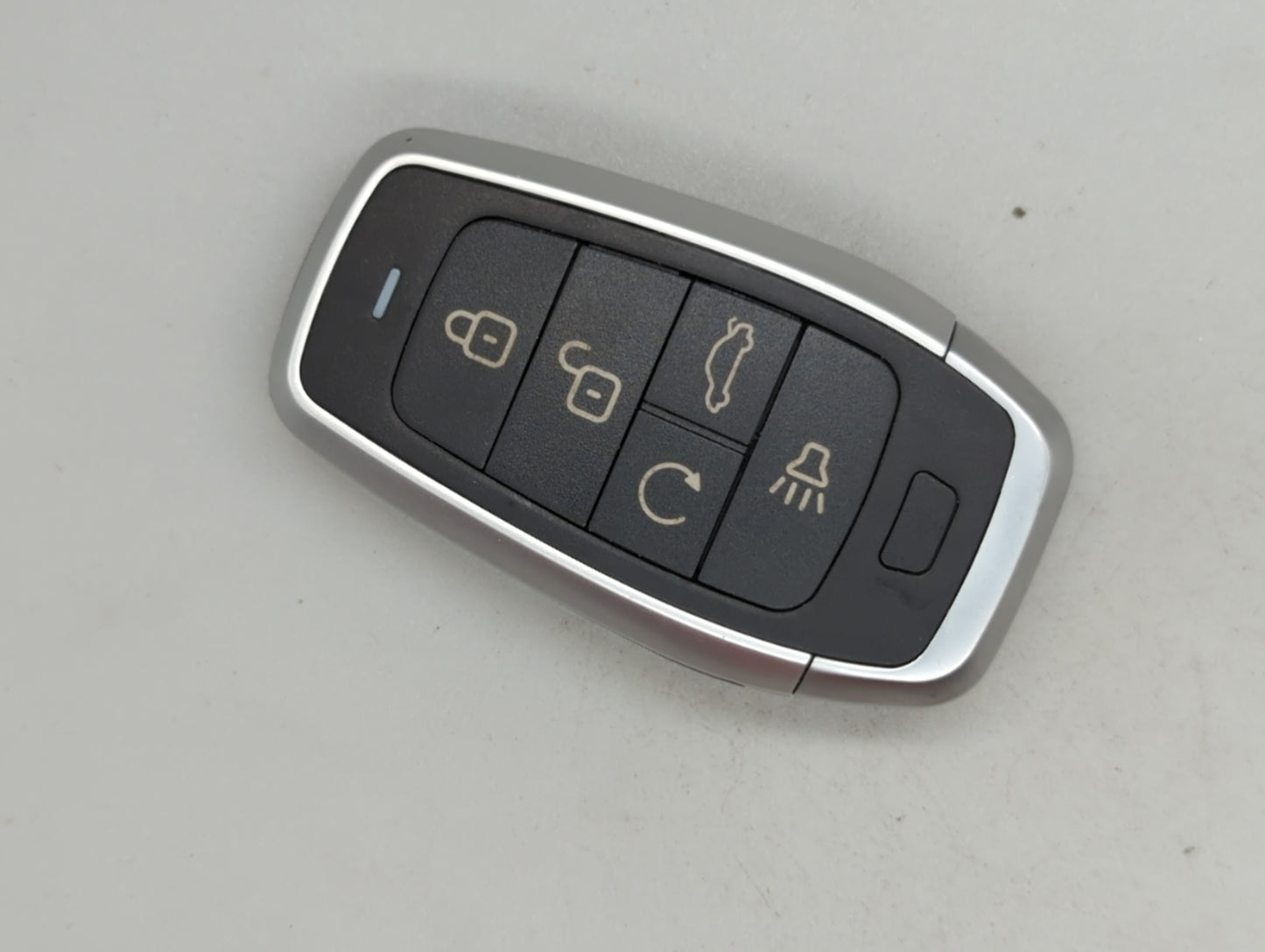 Keyless Entry Remote Fob WQ8-IKEYAT005AL 5 buttons - Oemusedautoparts1.com
