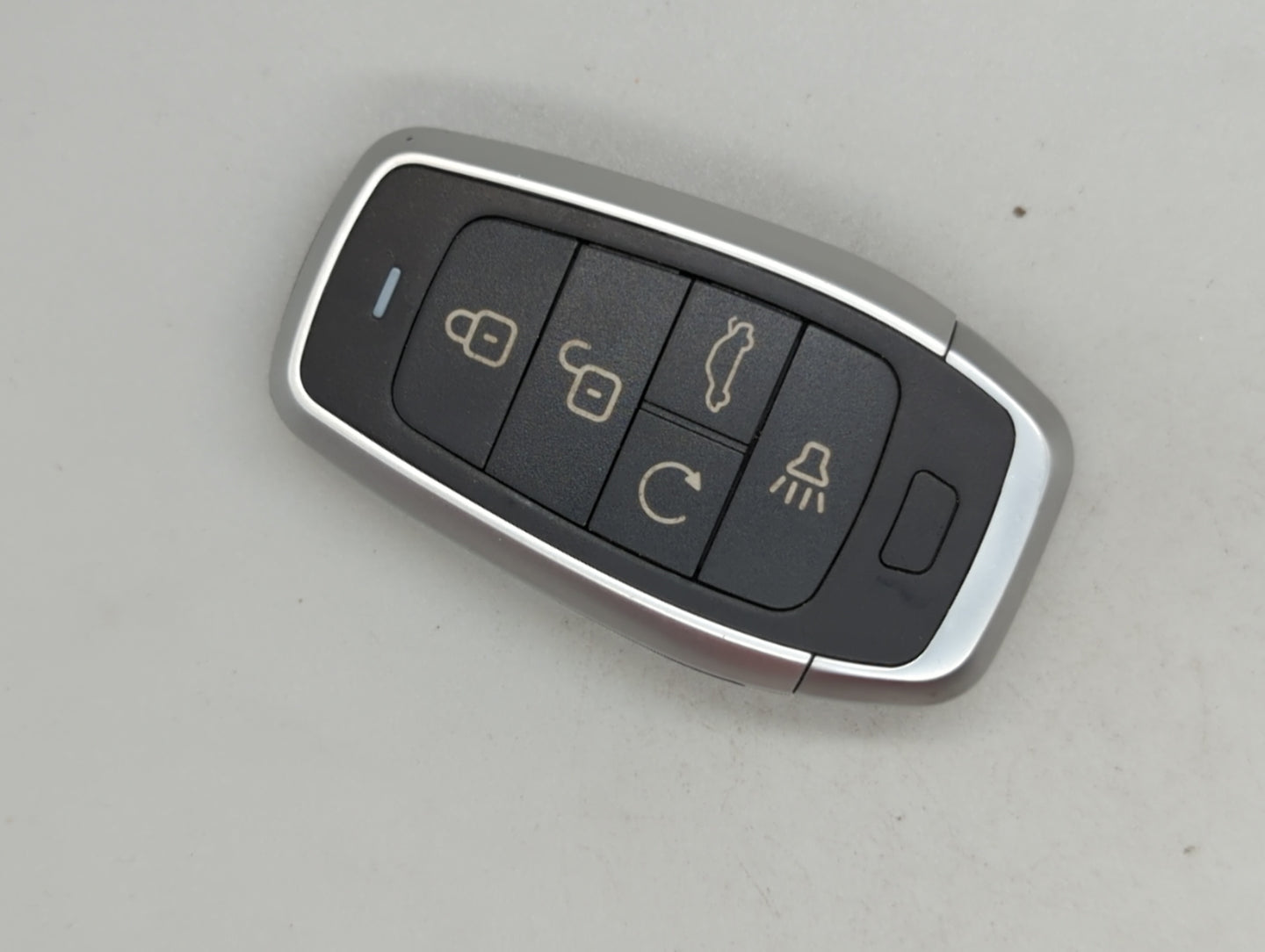 Keyless Entry Remote Fob WQ8-IKEYAT005AL 5 buttons - Oemusedautoparts1.com