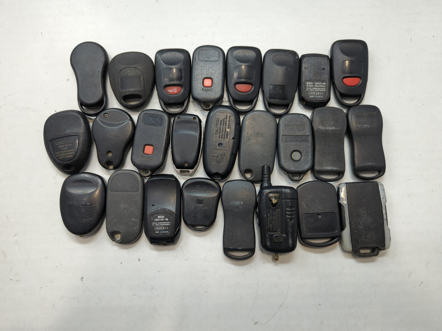 Lot of 25 Aftermarket Keyless Entry Remote Fob MIXED FCC IDS MIXED PART - Oemusedautoparts1.com