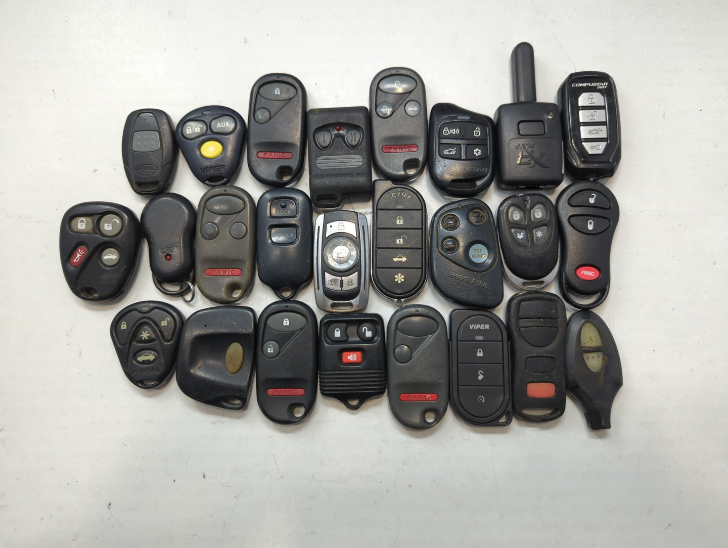 Lot of 25 Aftermarket Keyless Entry Remote Fob MIXED FCC IDS MIXED PART - Oemusedautoparts1.com