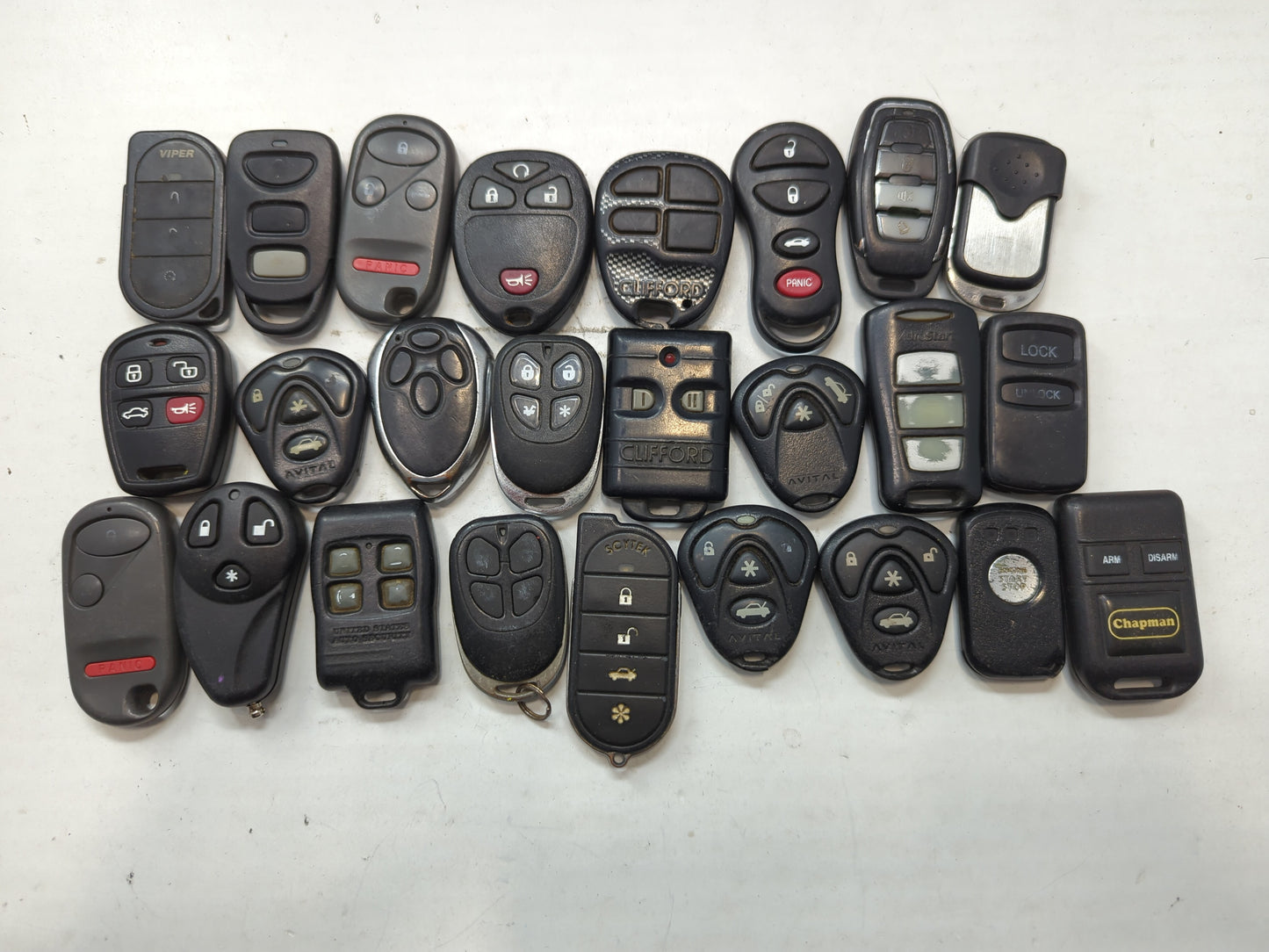 Lot of 25 Aftermarket Keyless Entry Remote Fob MIXED FCC IDS - Oemusedautoparts1.com