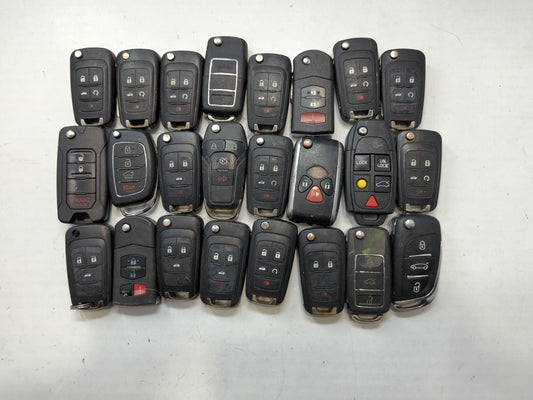 Lot of 25 Aftermarket Keyless Entry Remote Fob MIXED FCC IDS MIXED PART - Oemusedautoparts1.com