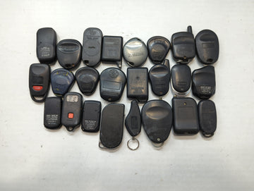Lot of 25 Aftermarket Keyless Entry Remote Fob MIXED FCC IDS MIXED PART 774412
