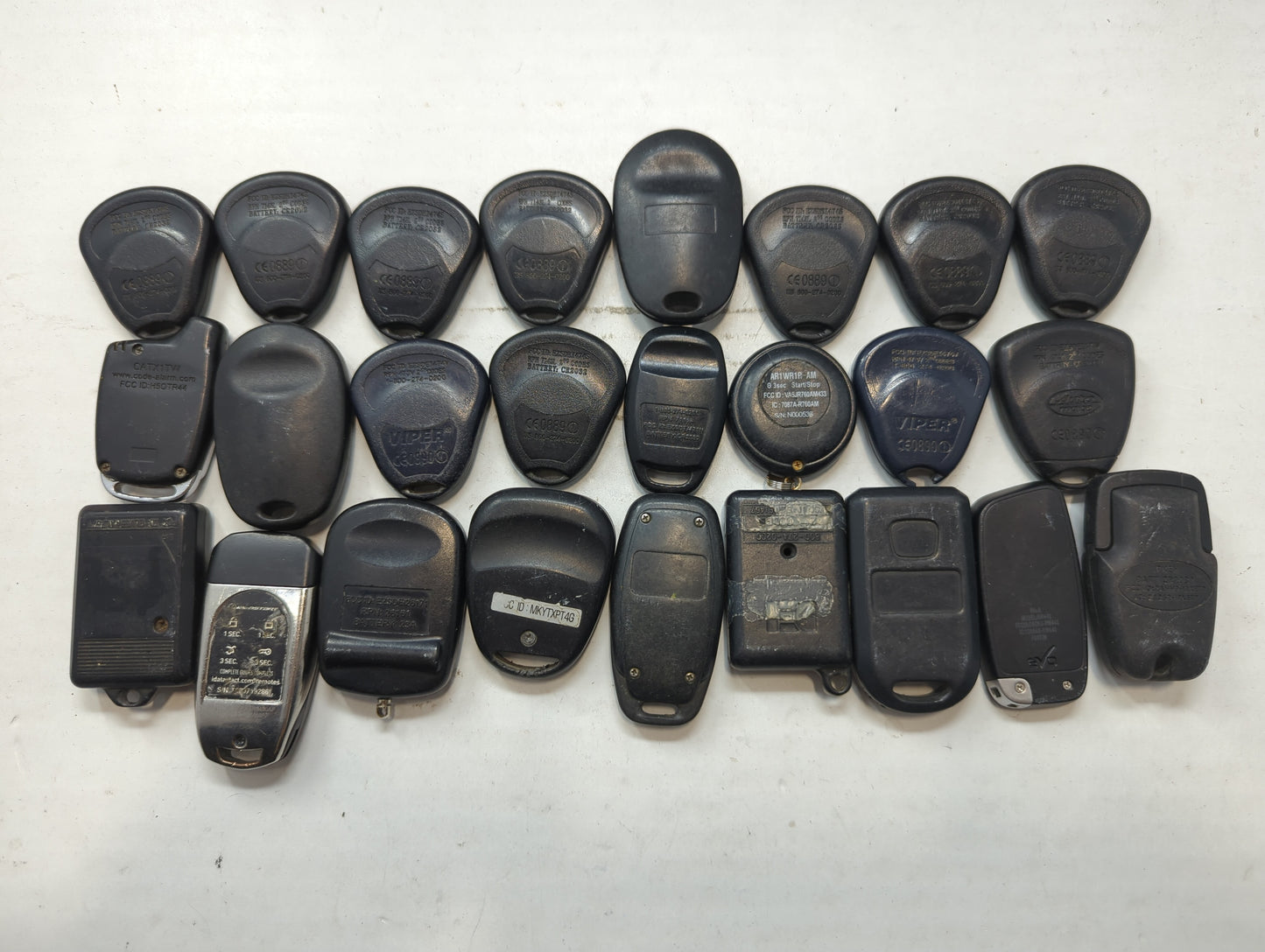 Lot of 25 Aftermarket Keyless Entry Remote Fob MIXED FCC IDS MIXED PART - Oemusedautoparts1.com