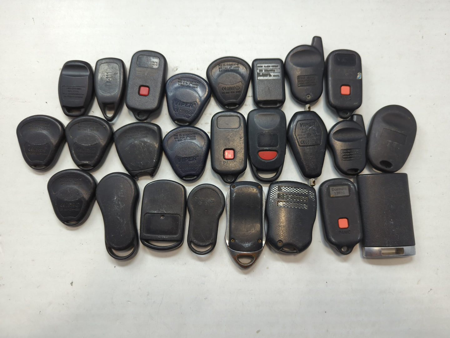 Lot of 25 Aftermarket Keyless Entry Remote Fob MIXED FCC IDS MIXED PART - Oemusedautoparts1.com
