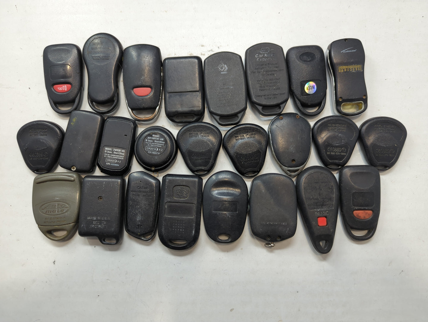 Lot of 25 Aftermarket Keyless Entry Remote Fob MIXED FCC IDS MIXED PART - Oemusedautoparts1.com