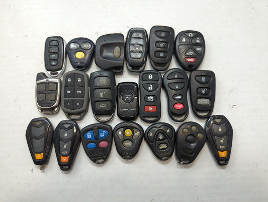Lot of 25 Aftermarket Keyless Entry Remote Fob MIXED FCC IDS MIXED PART - Oemusedautoparts1.com
