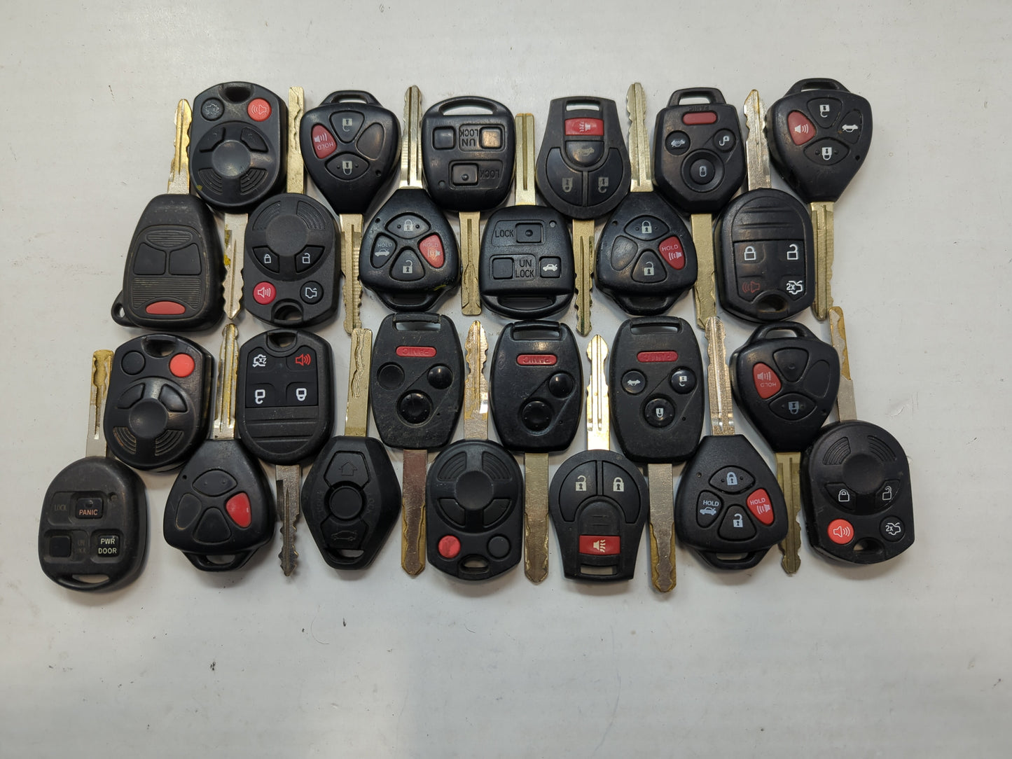 Lot of 25 Aftermarket Keyless Entry Remote Fob MIXED FCC IDS MIXED PART - Oemusedautoparts1.com
