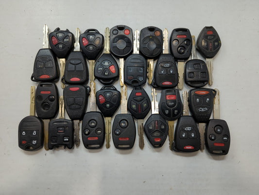 Lot of 25 Aftermarket Keyless Entry Remote Fob MIXED FCC IDS MIXED PART - Oemusedautoparts1.com