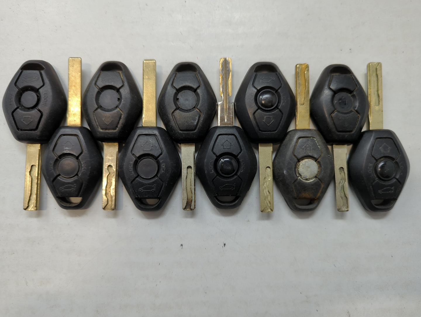 Lot of 10 Aftermarket Bmw Keyless Entry Remote Fob MIXED FCC IDS MIXED - Oemusedautoparts1.com
