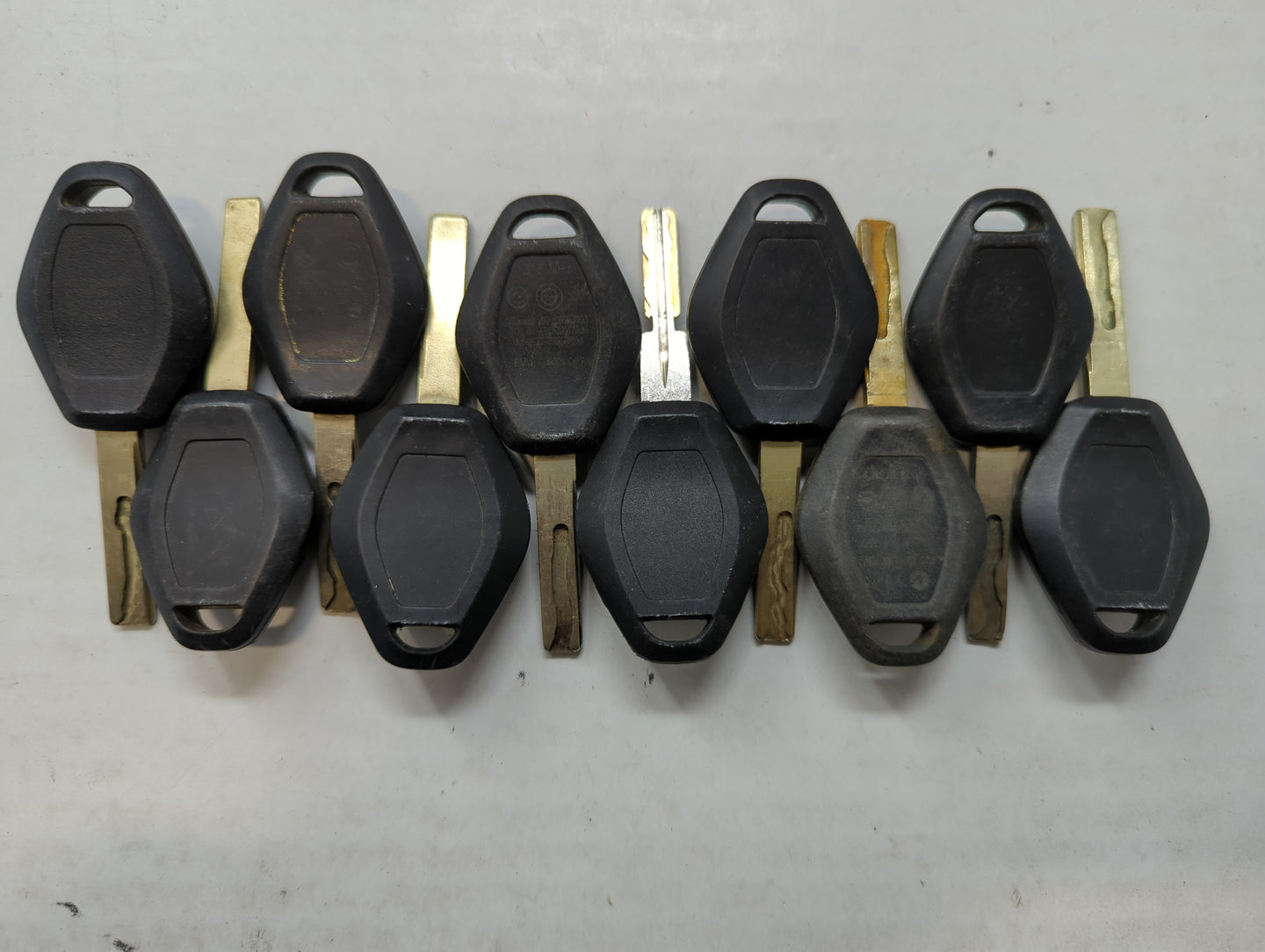 Lot of 10 Aftermarket Bmw Keyless Entry Remote Fob MIXED FCC IDS MIXED - Oemusedautoparts1.com
