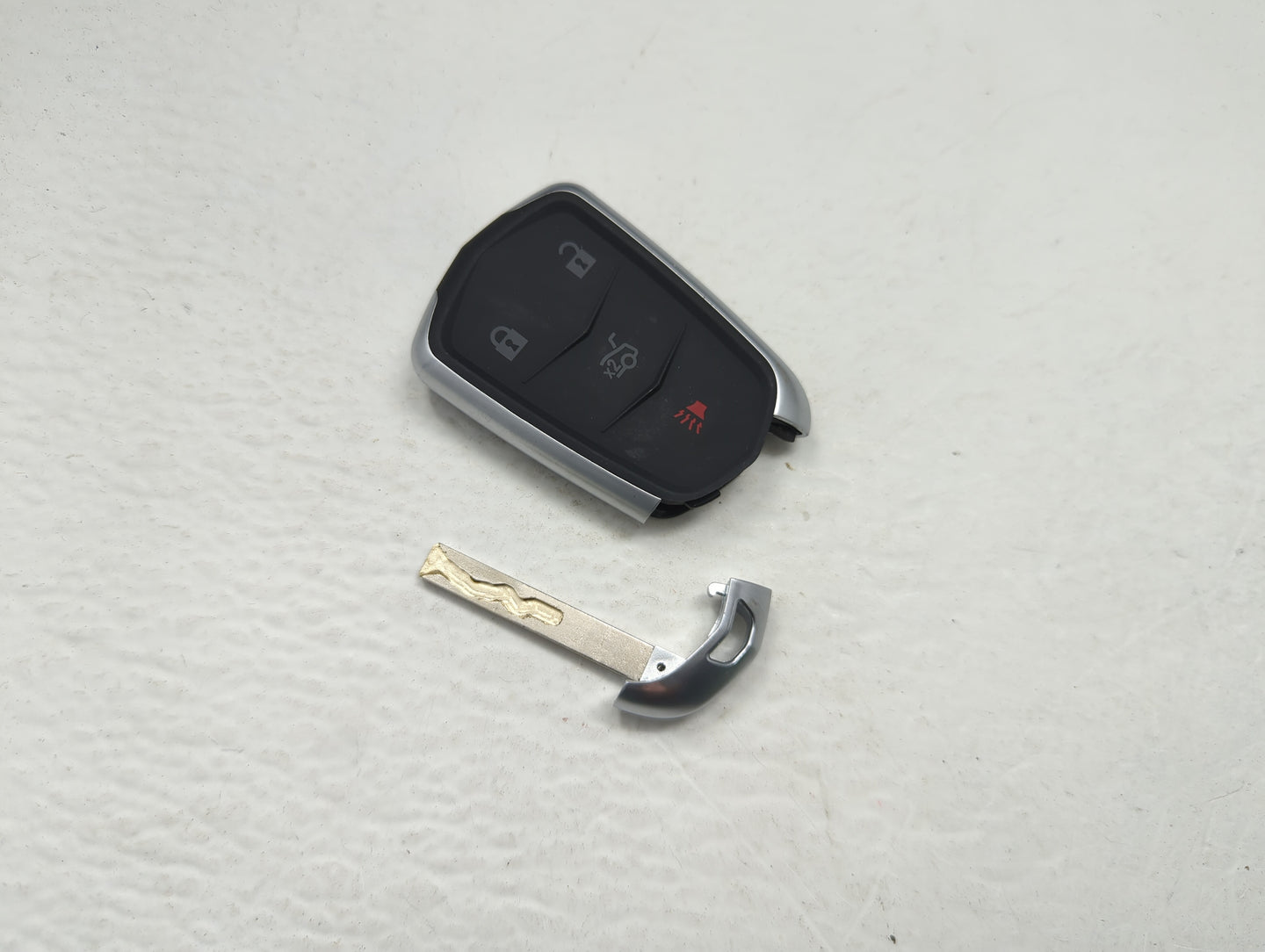 Cadillac Keyless Entry Remote Fob WQ8-IKEYGM005AL 4 buttons - Oemusedautoparts1.com