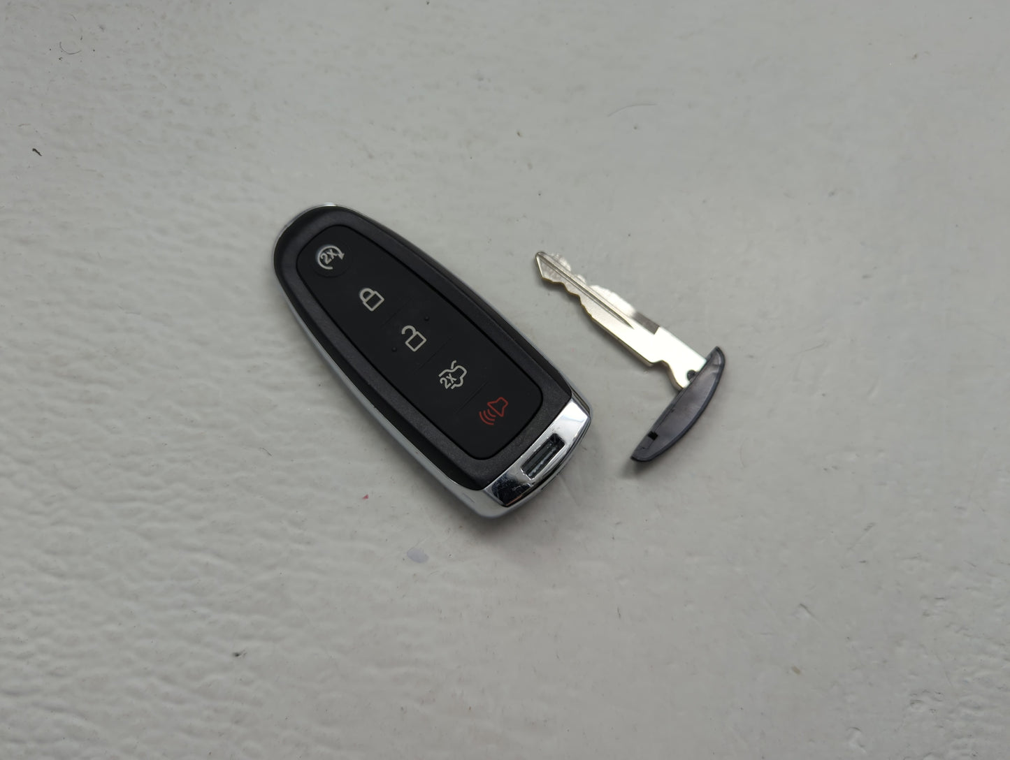 Ford Keyless Entry Remote Fob 2AOKM-FD10 RT-FD15K | RT-FD105 5 buttons - Oemusedautoparts1.com