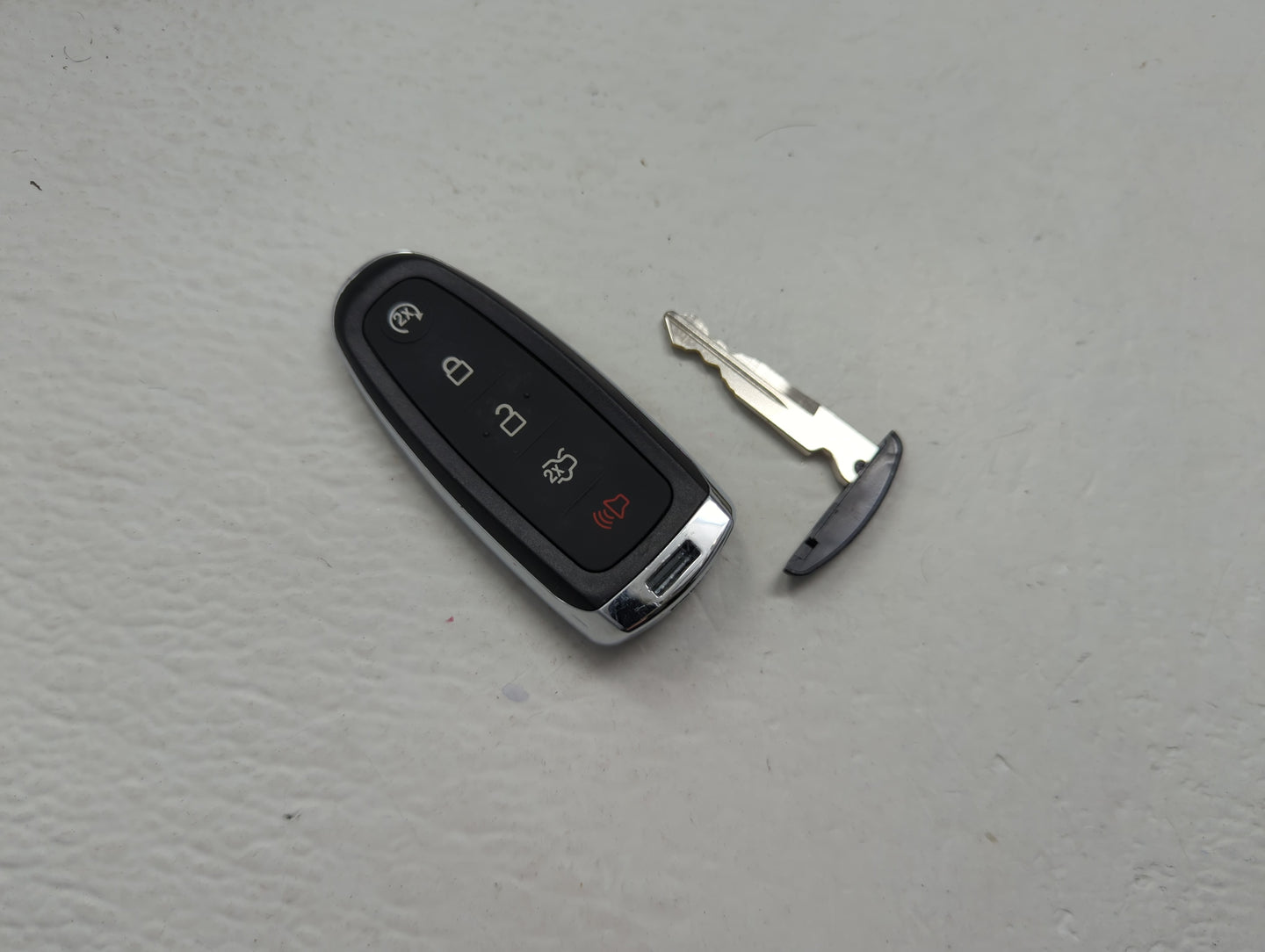 Ford Keyless Entry Remote Fob 2AOKM-FD10 RT-FD15K | RT-FD105 5 buttons - Oemusedautoparts1.com